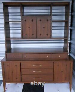 BROYHILL SAGA Mid Century Modern MCM Walnut ROOM DIVIDER