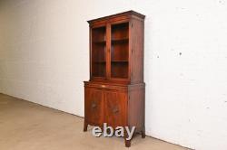 Baker Furniture Style Georgian Inlaid Flame Mahogany Breakfront Bookcase Cabinet