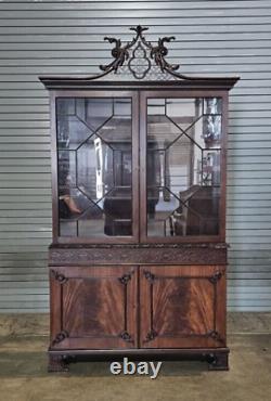 Baker Stately Homes Collection Penhurst Chinese Chippendale Carved China Cabinet