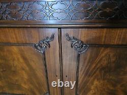 Baker Stately Homes Collection Penhurst Chinese Chippendale Carved China Cabinet