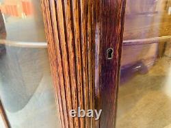 Beautiful Antique Grand Rapids Mission Oak Curved Glass China Curio Cabinet