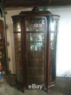 Beautiful Oak Hand Carved, Leaded Curved Glass Antique China Cabinet