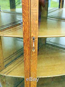 Beautiful Tiger Oak Bow Front Corner China Cabinet Display Cabinet circa1900