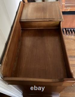 Beautiful Vintage Pennsylvania House Dry Sink