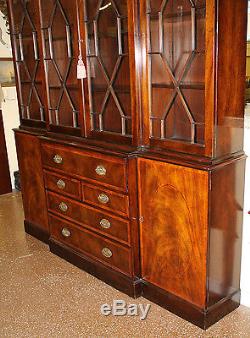 Best Quality OLD Baker Chippendale Mahogany Breakfront Bookcase China Cabinet