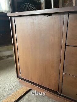 Broyhill Brasilia Walnut China Cabinet Hutch Mid Century Modern (100% Charity)