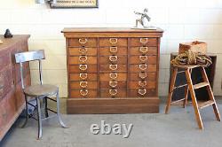 C1878 Antique Industrial Ambergs Oak 21 Drawer Paper File Cabinet Apothecary