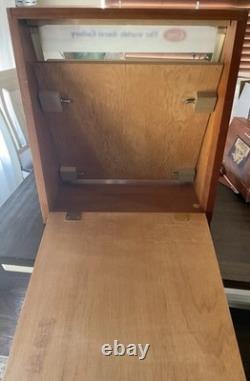 Case Vintage 1980s Dealer Knife Display Cabinet FREE SHIPPING