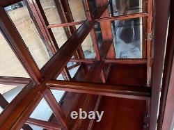 China Cabinet 1970s American Federal style