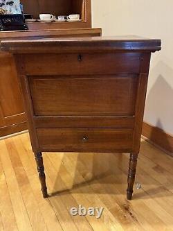 Circa 1830 Southern Inlaid Walnut Classical Sugar Spice Chest