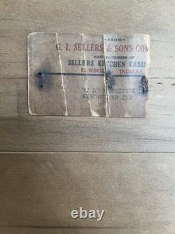 Circa 1934 G. I. Sellers #766 Space Saver Hoosier-style Kitchen Cabinet
