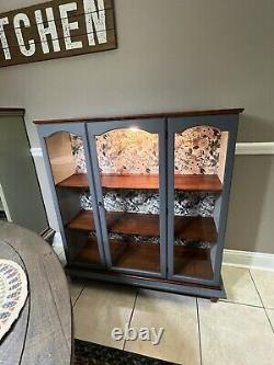 Curio cabinet, China Hutch, Bookshelf