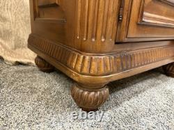 Delivery available Read description vintage solid wood hutch cabinet with lights
