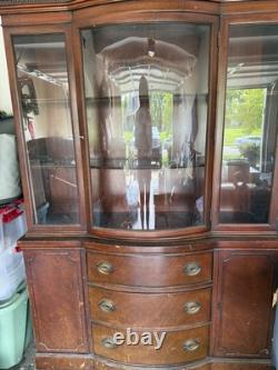 Drexel New Travis Court Signed Vintage Breakfront China Cabinet. Mahogany