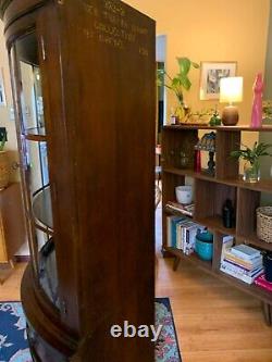 Drexel Travis Court 1940's USA Federal Style Mahogany Bow Front Corner Cabinet