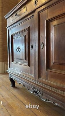 Early 19th Century Antique Wood Hutch Cabinet with Incredible Hand Carved Detail
