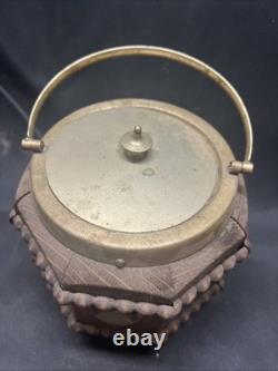 Early 20th Century English Oak Biscuit Barrel