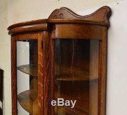 Ebert Furn Co Antique Quartersawn Oak Bowed Curved China Display Cabinet Curio