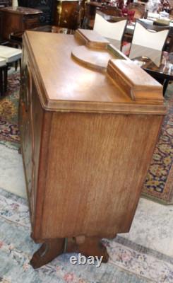 English Antique Oak Art Deco Sideboard Small Buffet Bar Cabinet c. 1930s