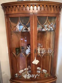 English Bevan Funnell Reprodux Mahogany Chippendale Corner Cabinet