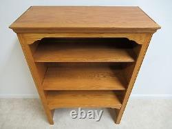 Ethan Allen Chippendale Canterbury Oak Dresser Hutch Top Shelf B