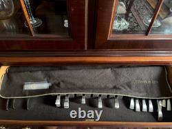 Ethan Allen George III Mahogany Furniture China Cabinet Antique over $6,000 New Ethan Allen George III Mahogany Furniture China Cabinet Antique over $6,000 New