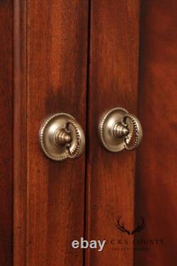 Ethan Allen'Newport' Mahogany China Cabinet
