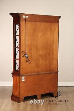 Ethan Allen'Newport' Mahogany China Cabinet
