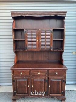 Ethan Allen old tavern antique pine Hutch Book Shelf Cabinet