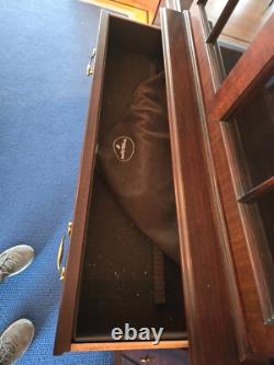 Exceptionally Clean Henkel Harris Virginia Galleries Mahogany Breakfront