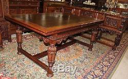 Exquisite American Berkey & Gay Renaissance Mahogany Dining Table