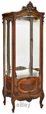 FRENCH VERNIS MARTIN CURVED GLASS VITRINE, early 1900s