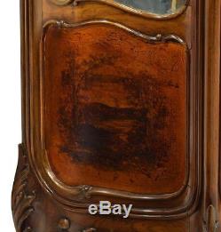 FRENCH VERNIS MARTIN CURVED GLASS VITRINE, early 1900s