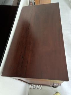 Gorgeous Antique American crotch mahogany 5 drawer dresser chest, circa 1850's