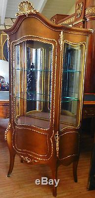 Gorgeous French Louis Style Gold Gilt Vitrine Curio Display China Cabinet