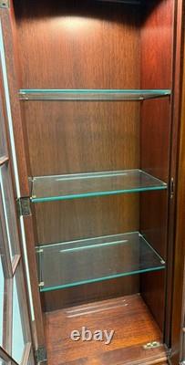 HENKEL HARRIS 2365 29 Banded Mahogany Breakfront China Cabinet