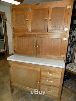 Hoosier Cabinet / Cupboard