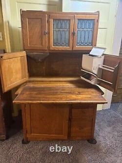 Hoosier Cabinet made by the Hoosier Kitchen Co, New Castle, Indiana