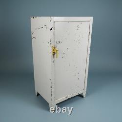 Industrial Metal Medical Cabinet White Steel Storage Locker 28 Freestanding Sm