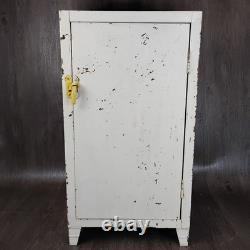 Industrial Metal Medical Cabinet White Steel Storage Locker 28 Freestanding Sm