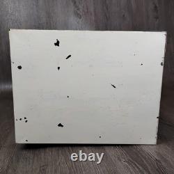 Industrial Metal Medical Cabinet White Steel Storage Locker 28 Freestanding Sm