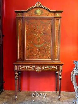 Italian Handpainted, Carved and Parcel Gilt Neoclassical Cabinet