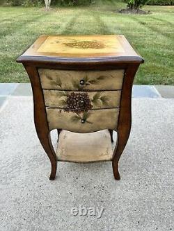 Italian Tuscan Style Paint Decorated Wooden Nightstand Side Table with 3 Drawers