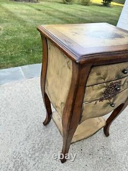 Italian Tuscan Style Paint Decorated Wooden Nightstand Side Table with 3 Drawers