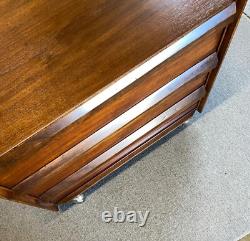 Lane, Furniture MCM, Walnut, Record Cabinet On Castors 1960's, Vintage, Retro