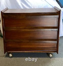 Lane, Furniture MCM, Walnut, Record Cabinet On Castors 1960's, Vintage, Retro