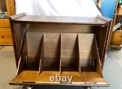 Lane, Furniture MCM, Walnut, Record Cabinet On Castors 1960's, Vintage, Retro