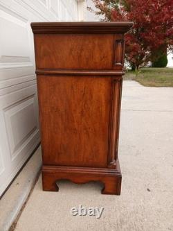 Legacy Classic Dakota Ridge Cherry Breakfront China Cabinet (Glass Damage)