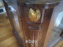 Lighted Glass Table China Display, Vintage, great shape