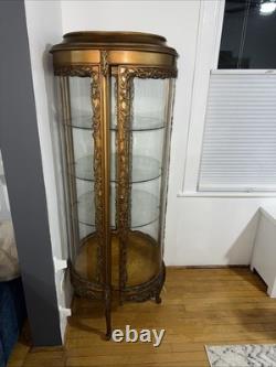 Louis XV Style Gold Tone Painted Illuminated Curio Cabinet, Late 20th Century